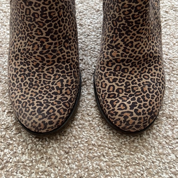 Lucky Brand Leopard Wedge Ankle Booties - Picture 6 of 9